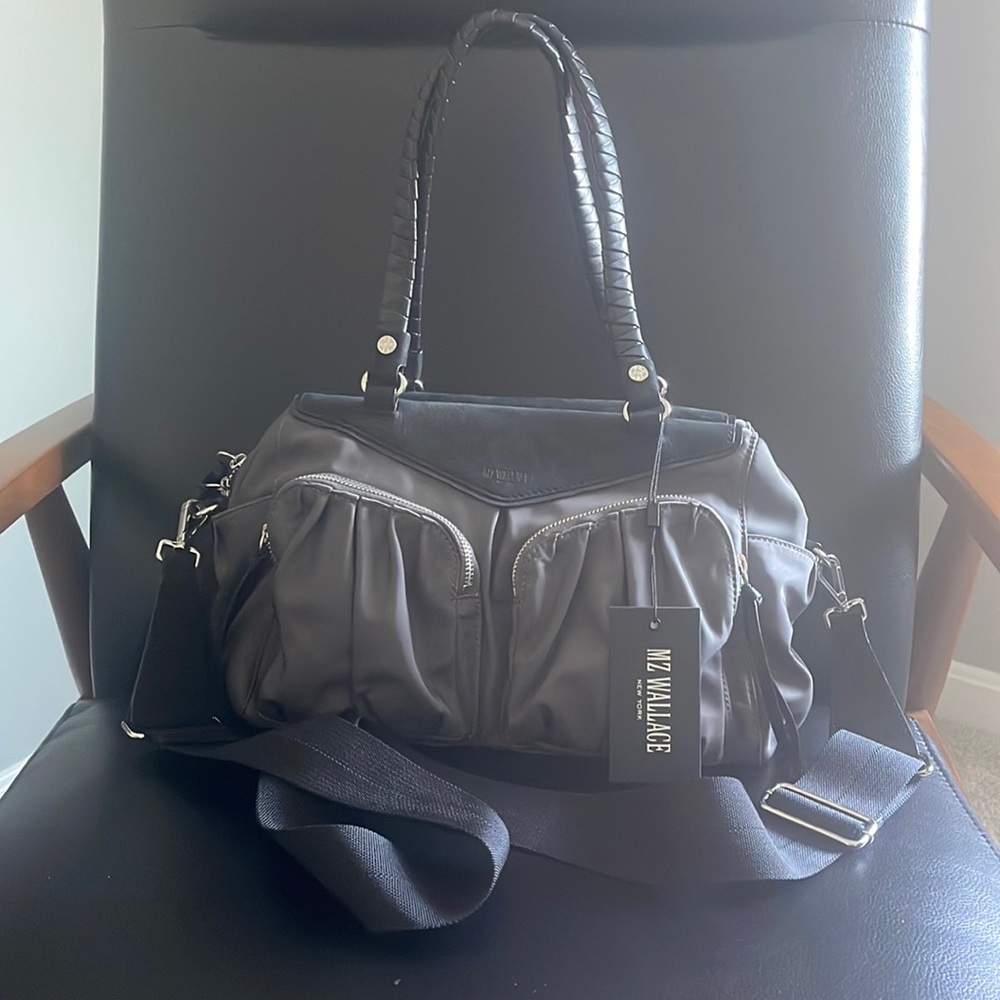 LIKE NEW MZ Wallace Thompson Large in Black/Magnet